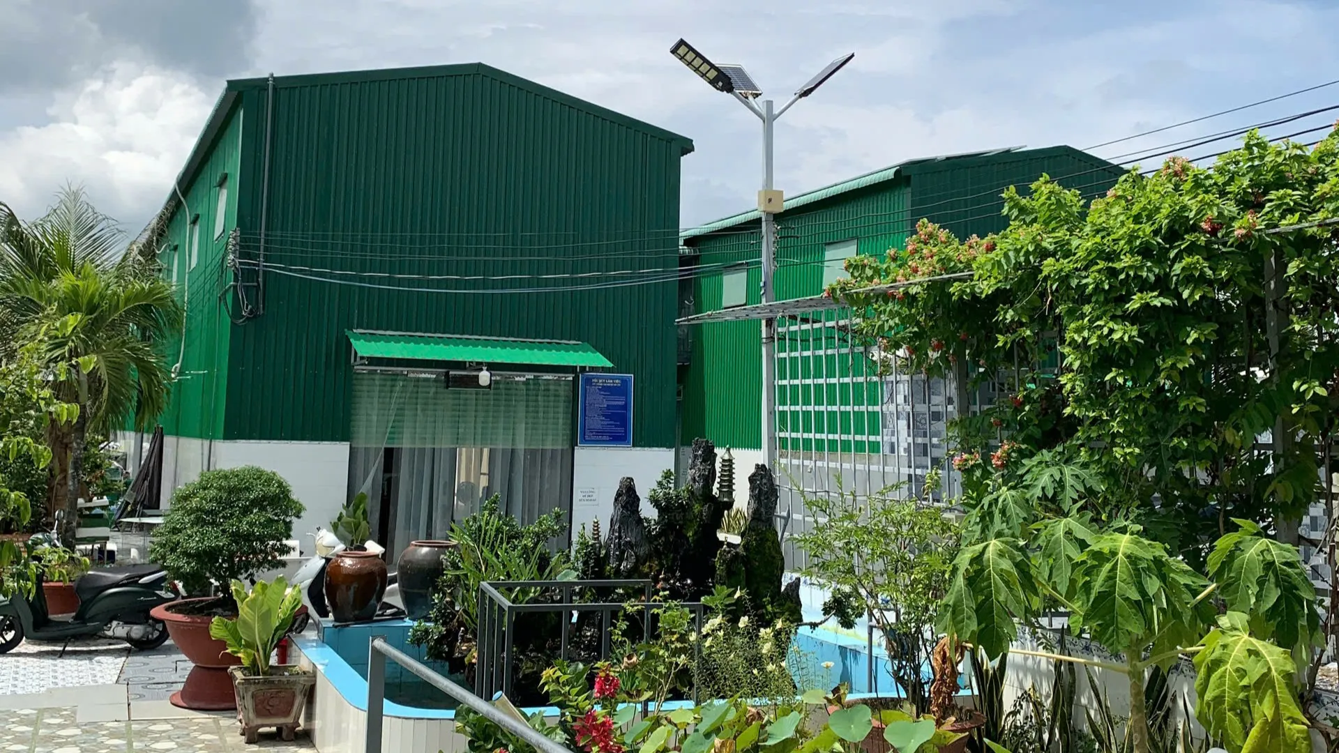 Xưởng Sản Xuất Bánh Tráng Trộn Cô Út - Giá Sỉ Và Lẻ