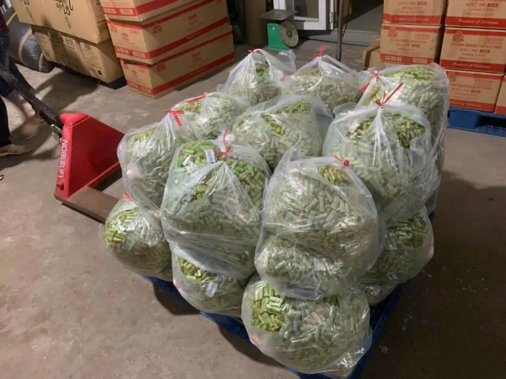 Bánh Tráng Trộn Cô Út Có Giao Hàng COD Toàn Quốc Không?