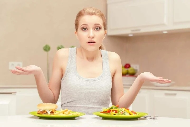  Ăn bánh tráng trộn với khẩu phần hợp lý mỗi ngày